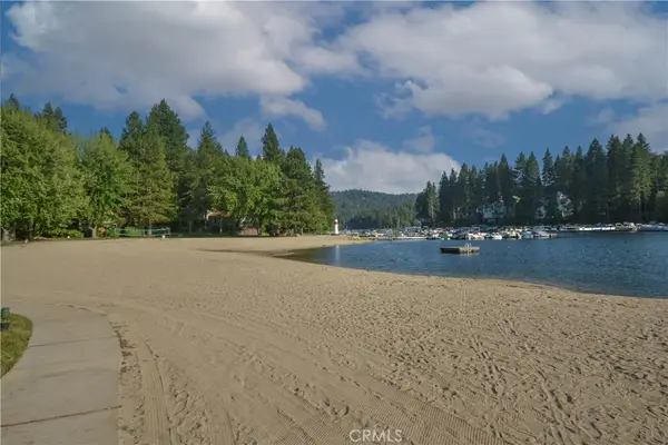 27657 Peninsula #106 Drive, Lake Arrowhead, CA 92352