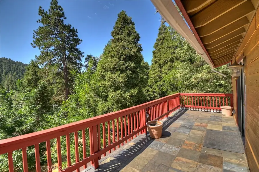 495 Zuger Court, Crestline, CA 92325 - Image #3