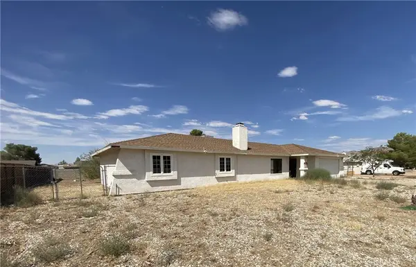 22764 Powhatan Road, Apple Valley, CA 92308