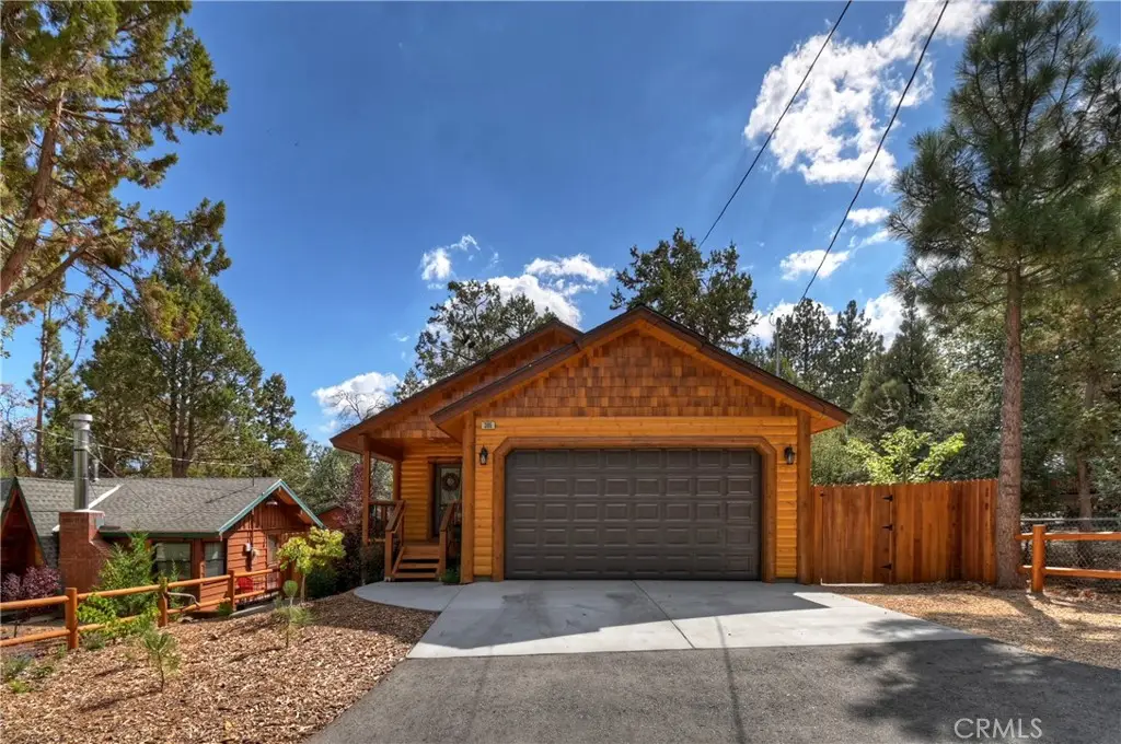 365 Santa Barbara Avenue, Sugarloaf, CA 92386 - Image #1