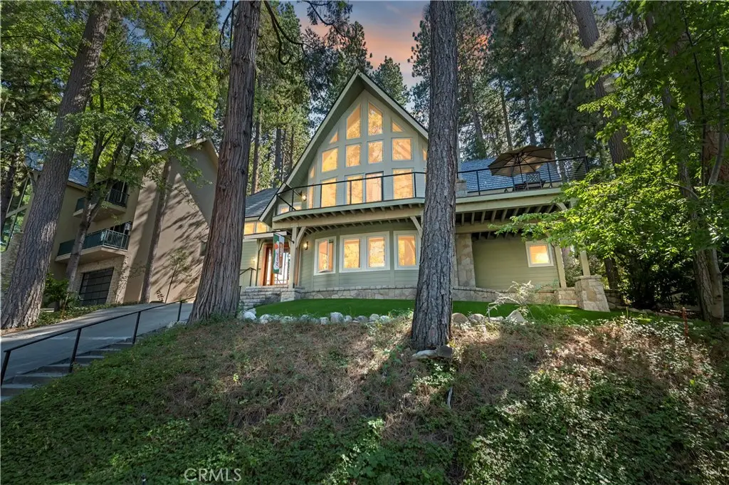 28027 Peninsula Drive N, Lake Arrowhead, CA 92352 - Image #1