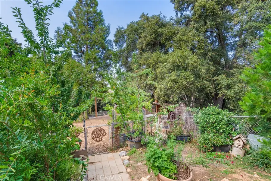 39065 Oak Glen Road, Oak Glen, CA 92399 - Image #3