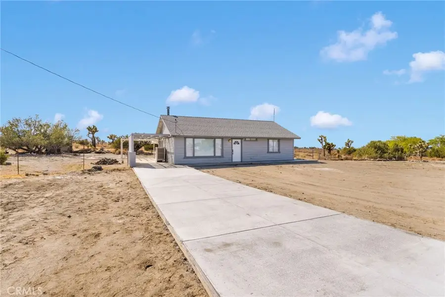 11076 Wagon Train Road, Pinon Hills, CA 92372 - Image #2