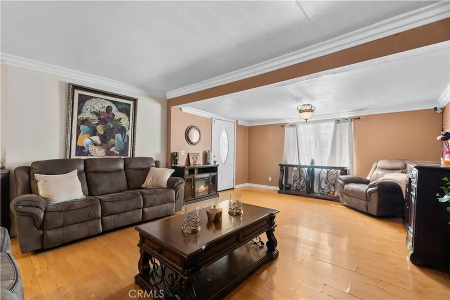 350 S Willow Ave #63, Rialto, CA 92376 - #3
