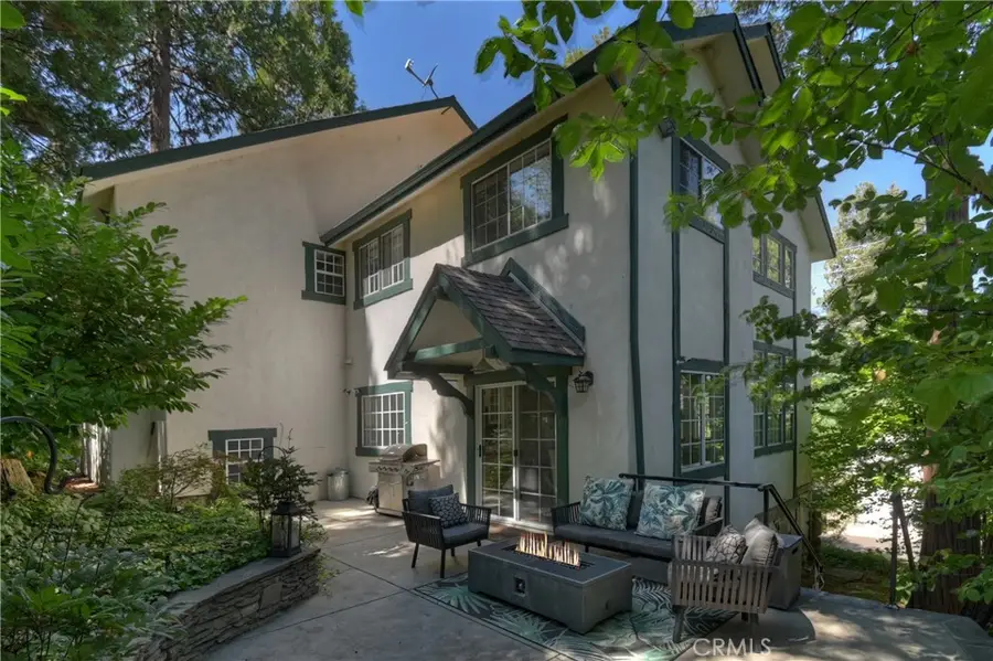 244 Corona Circle, Lake Arrowhead, CA 92352 - Image #2