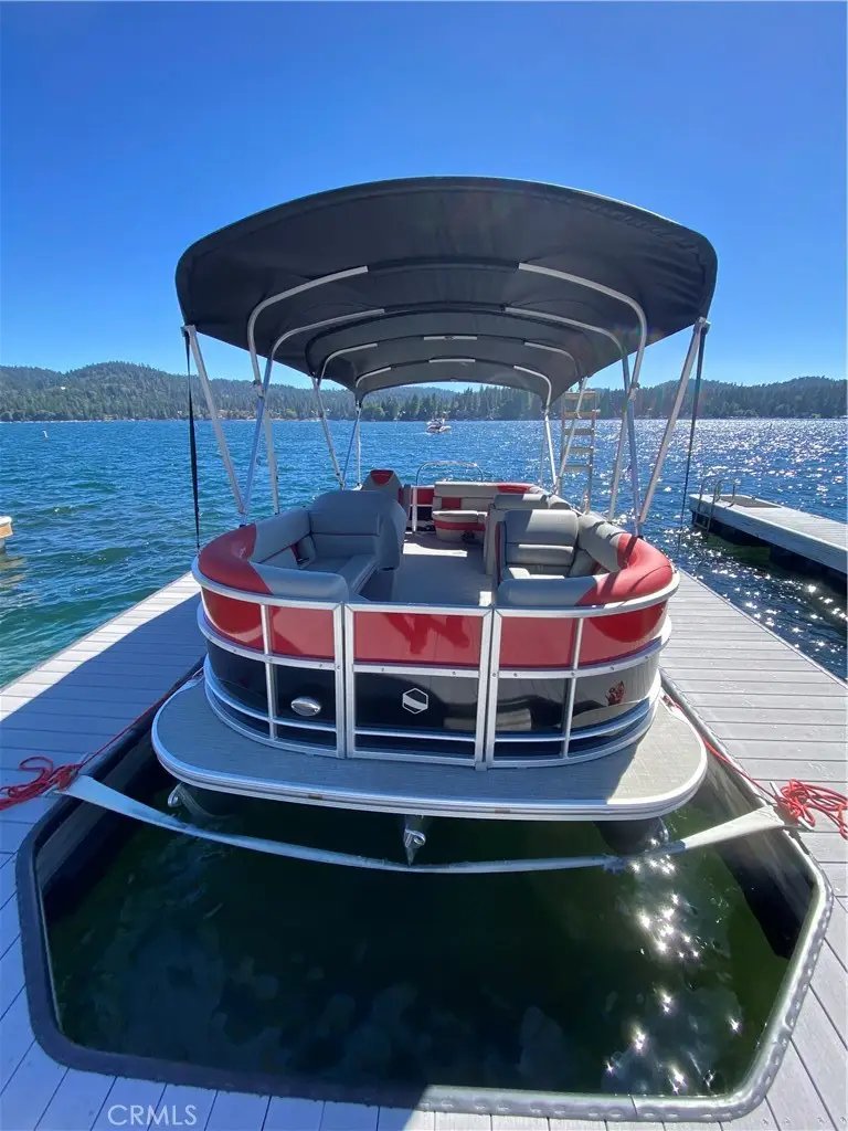 929 Lucerne Lane, Lake Arrowhead, CA 92352 - Image #2