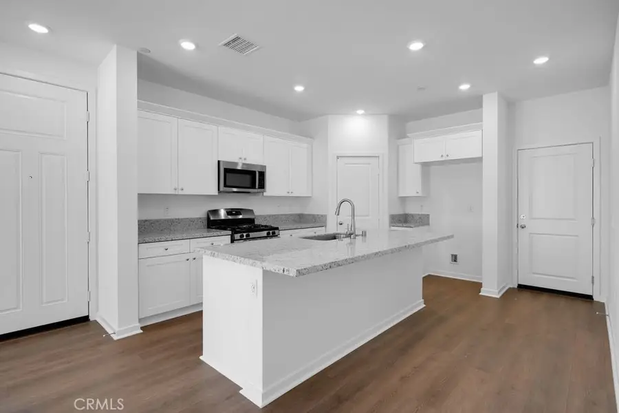 32879 Manhattan Avenue, Winchester, CA 92596 - Image #2