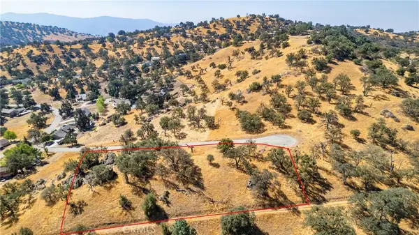 18750 Alameda Pl, Bear Valley Springs, CA 93561