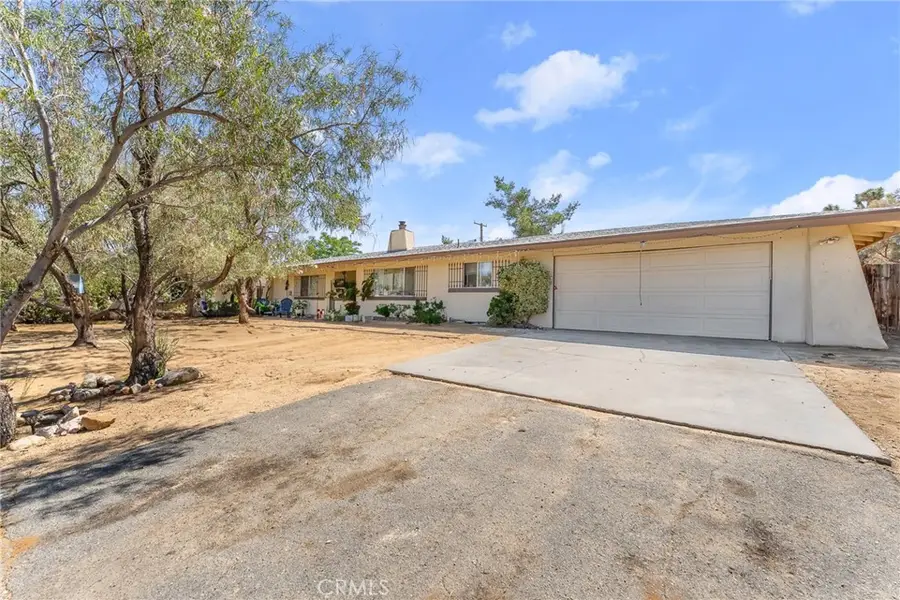 56455 Carlyle Drive, Yucca Valley, CA 92284 - #2