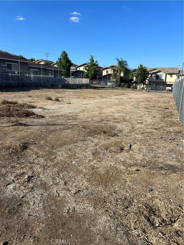 405 W Flint, Lake Elsinore, CA 92530 - #3