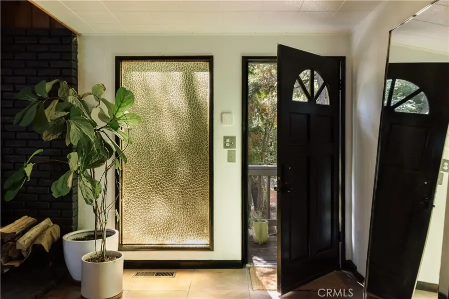 24571 Geneva, Crestline, CA 92325 - Image #2