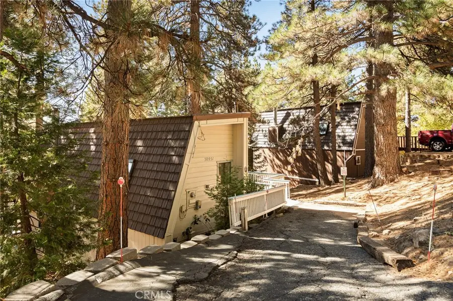 30951 Glen Oak, Running Springs, CA 92382 - Image #3