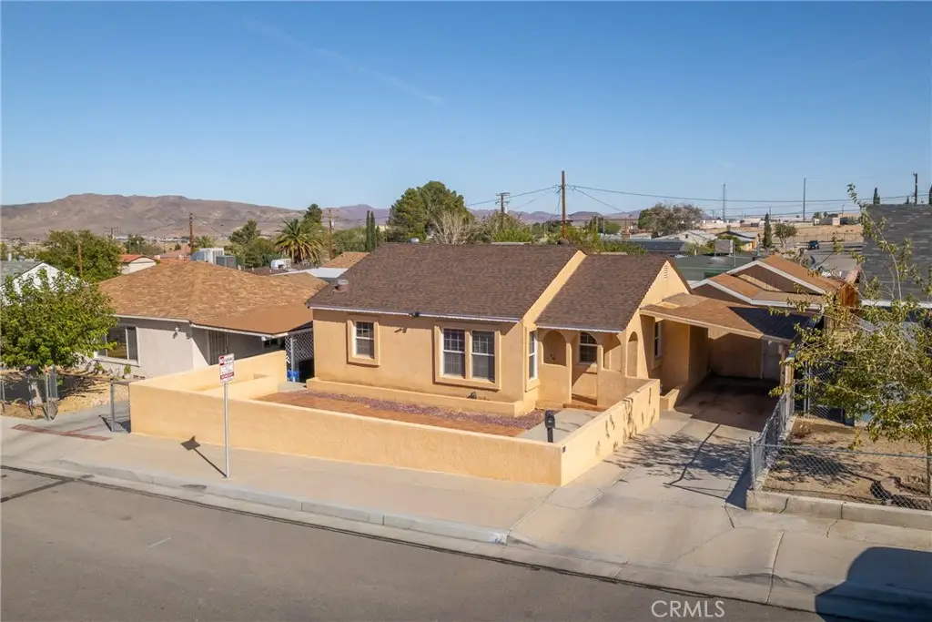 513 Arville, Barstow, CA 92311 - #1