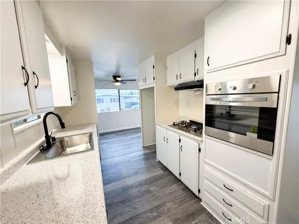 104 Sir Tristram Drive #104, Riverside, CA 92507