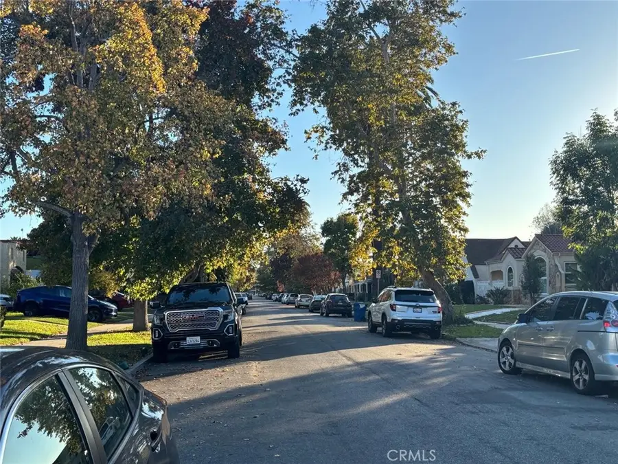 2134 S Sycamore Avenue, Los Angeles, CA 90016 - Image #2