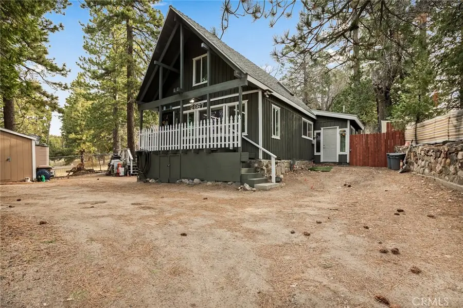 2667 Hunsaker, Running Springs, CA 92382 - #3