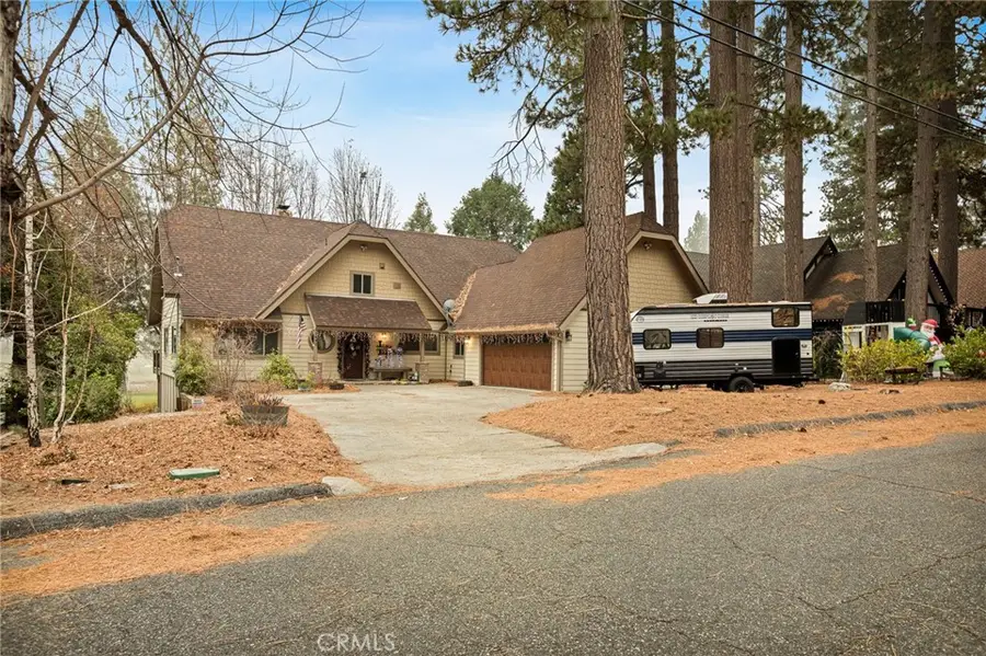 435 Riviera Drive, Lake Arrowhead, CA 92352 - Image #2