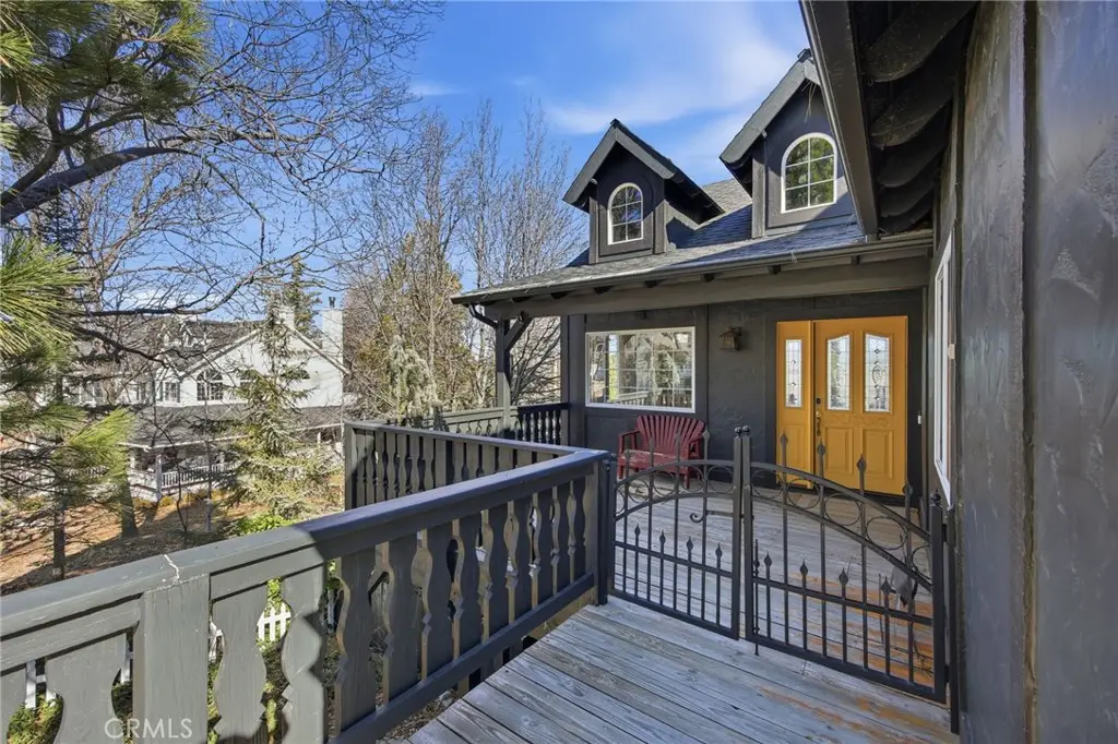 417 Emerald, Lake Arrowhead, CA 92352 - Image #1