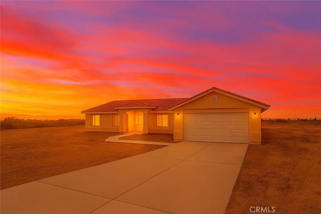 12275 Barbet, Phelan, CA 92371 - #1