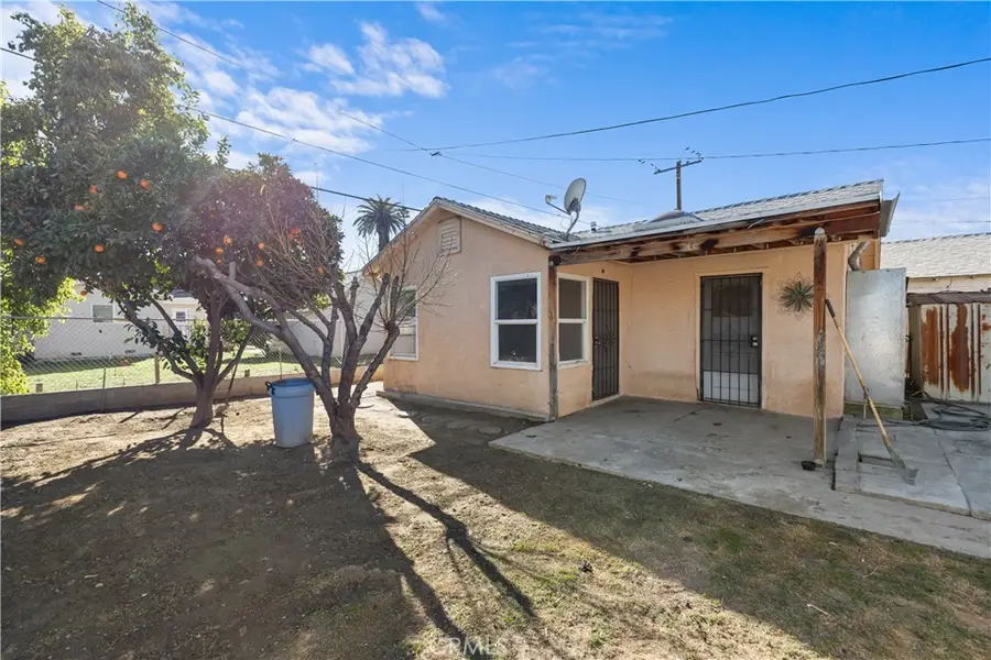 243 E E. Olive Street, San Bernardino, CA 92410 - #3