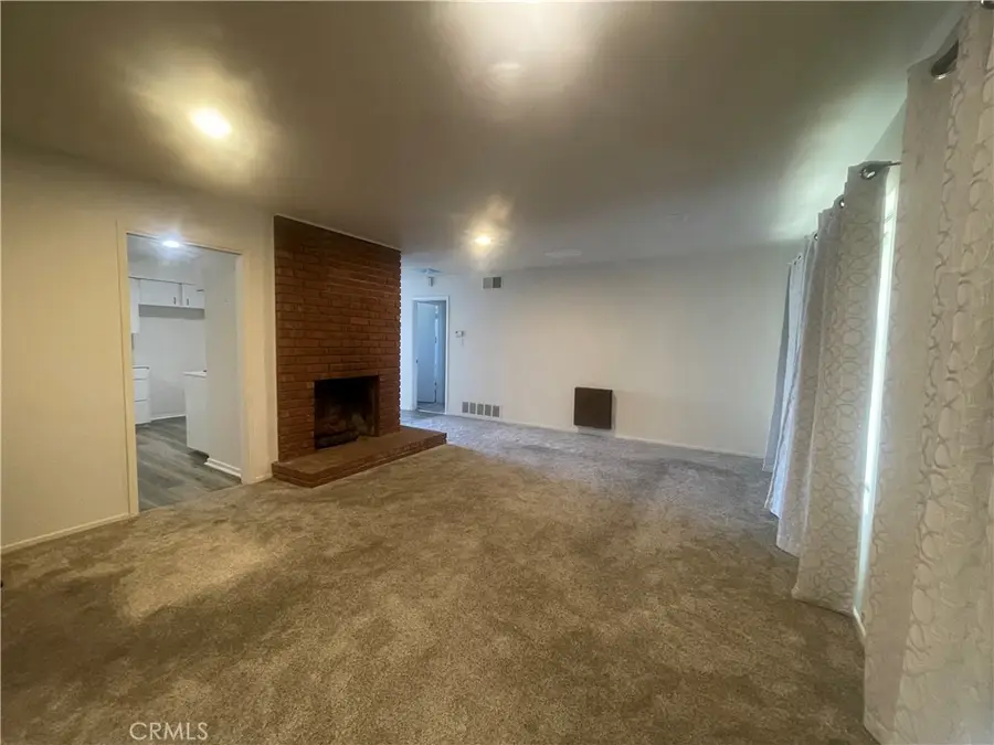 828 W Avenue J14, Lancaster, CA 93534 - Image #2