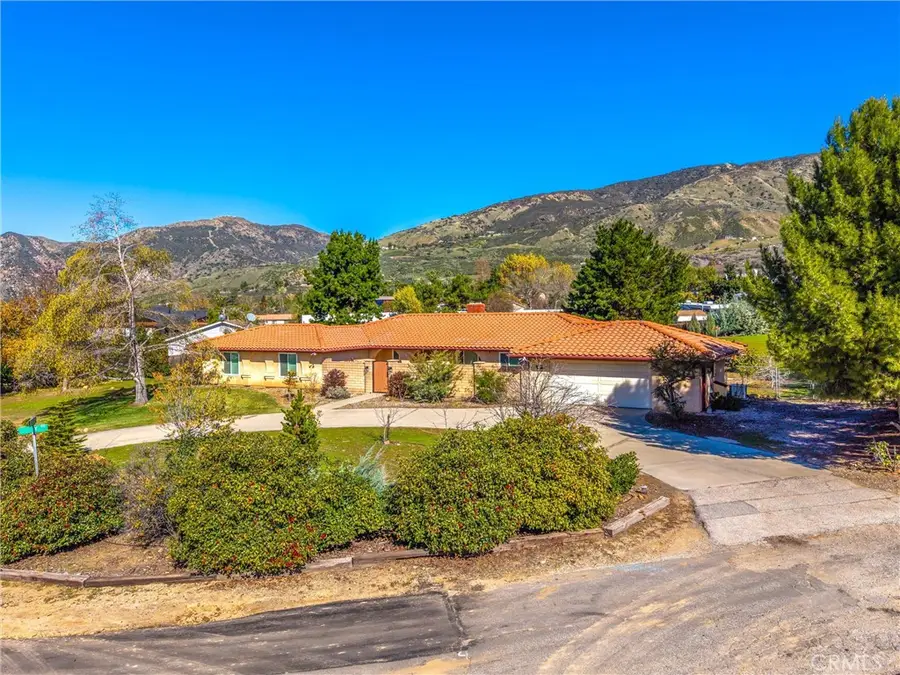 10211 Bryant Outer Hwy, Yucaipa, CA 92399 - Image #3