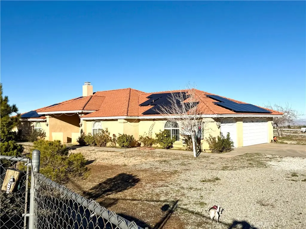 8225 Ailanthus, Phelan, CA 92371 - Image #1