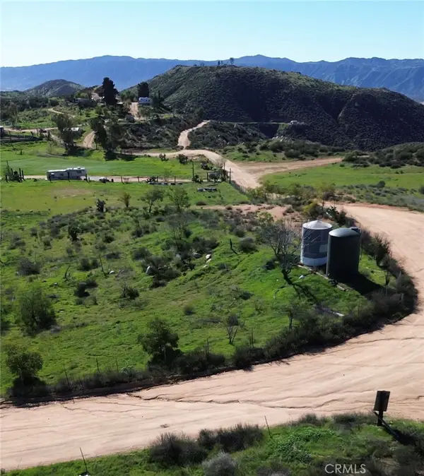 17655 Snake Road, Lake Elsinore, CA 92532