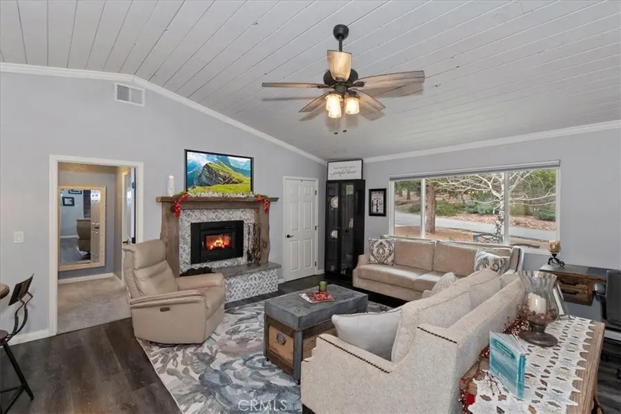 399 Crater Lake, Big Bear Lake, CA 92315 - Image #3