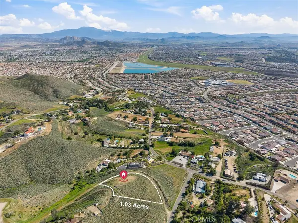 1 Juanita Drive, Menifee, CA 92587