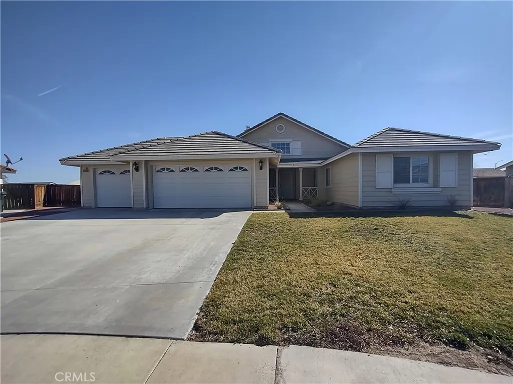 15151 Desert Oak, Victorville, CA 92394 - Image #1