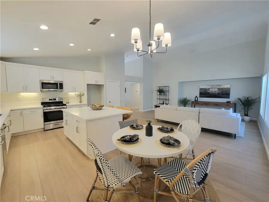 457 Minaret, Corona, CA 92881 - Image #3