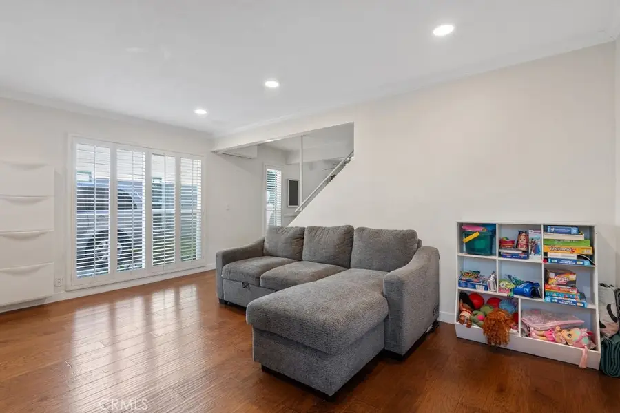 10403 Stratton Court, Cypress, CA 90630 - Image #3