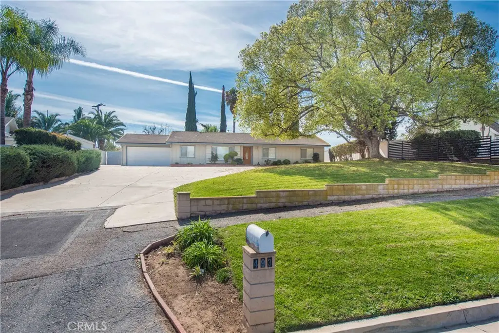 493 Corona Avenue, Corona, CA 92879 - #1