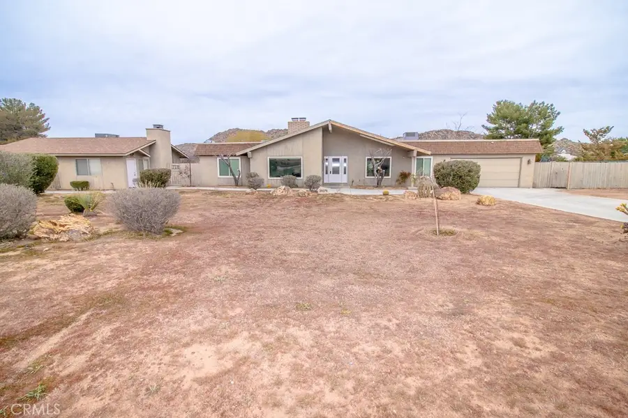 20376 Tonawanda, Apple Valley, CA 92307 - #2