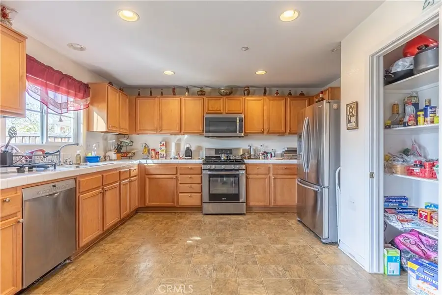 9131 Santa Barbara Drive, Riverside, CA 92508 - #3