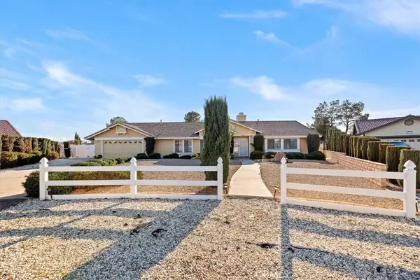 19185 Cochise, Apple Valley, CA 92308