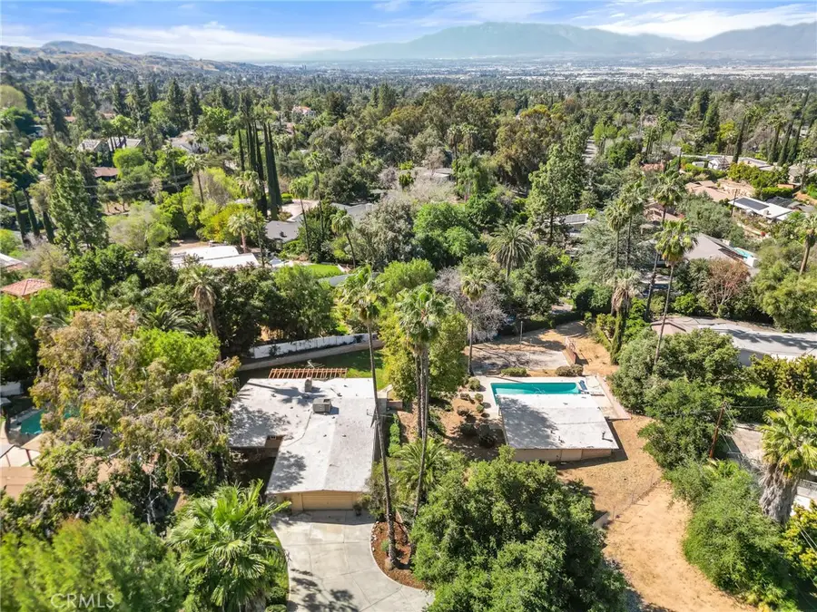 624 Fountain Avenue, Redlands, CA 92373 - #3