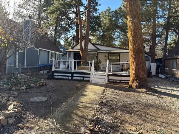 402 Holmes, Sugarloaf, CA 92386