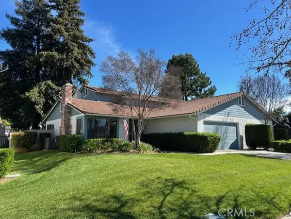 61 Sparrow Court, Redlands, CA 92374