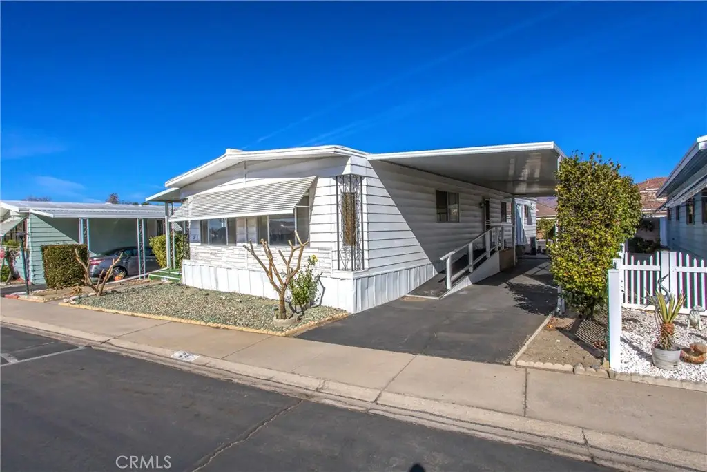 1251 Lugonia #24, Redlands, CA 92374 - #1