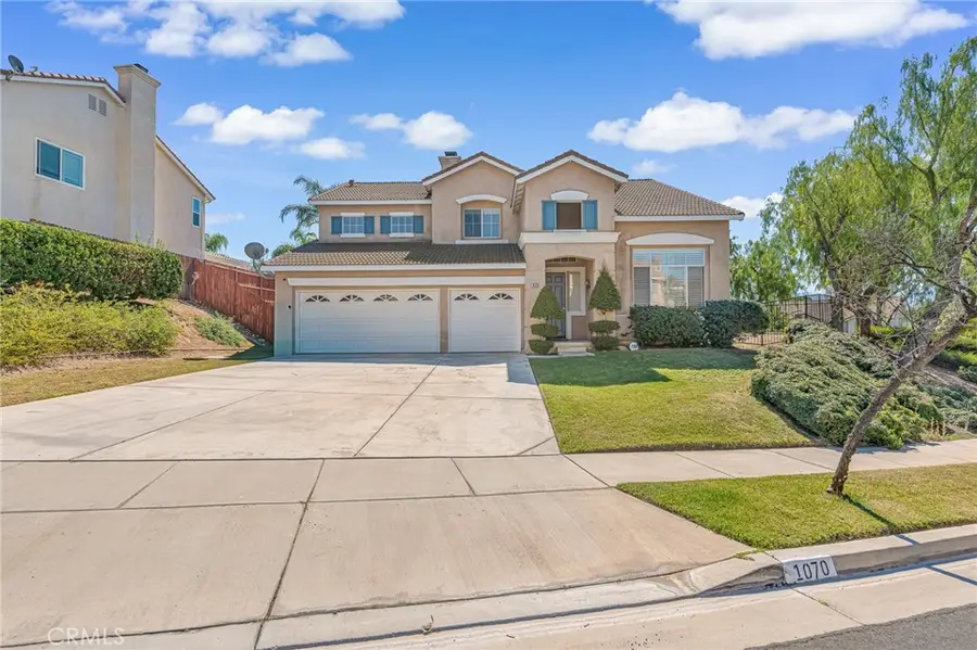 1070 Mandevilla Way, Corona, CA 92879 - #3