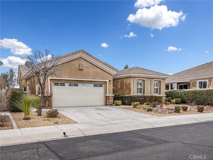 19420 Verbena Street, Apple Valley, CA 92308 - #2