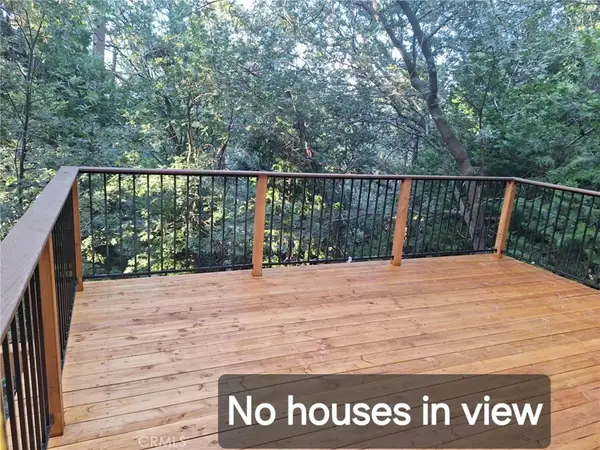 23844 Bowl Road, Crestline, CA 92325