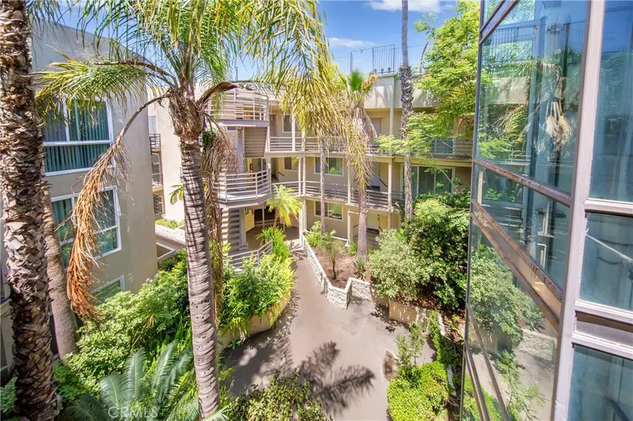 11949 Goshen #308, Los Angeles, CA 90049 - #2