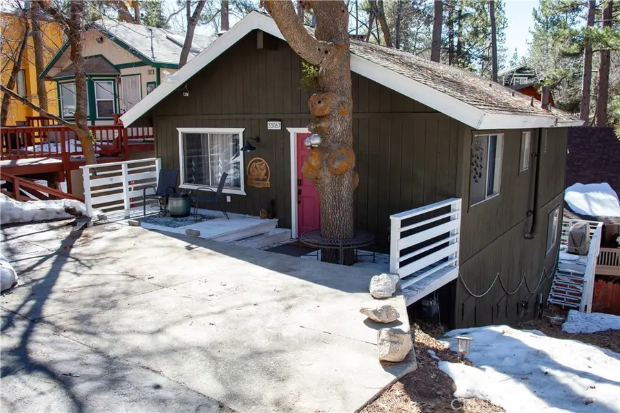 33067 Robin, Running Springs, CA 92382 - #2