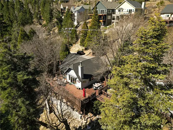915 Trinity, Lake Arrowhead, CA 92352