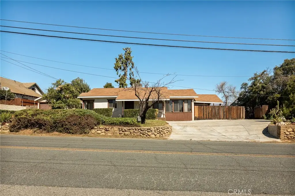 31642 Avenue Avenue E, Yucaipa, CA 92399 - #1