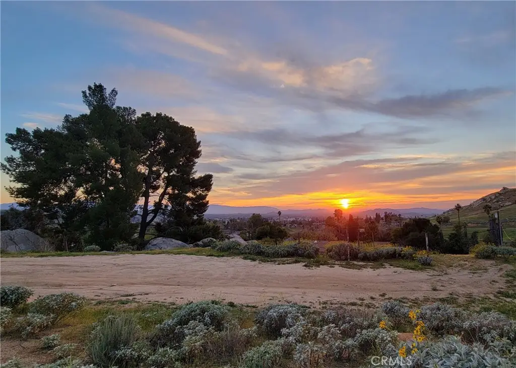 2935 Galaxie Heights Road, Riverside, CA 92507 - #1