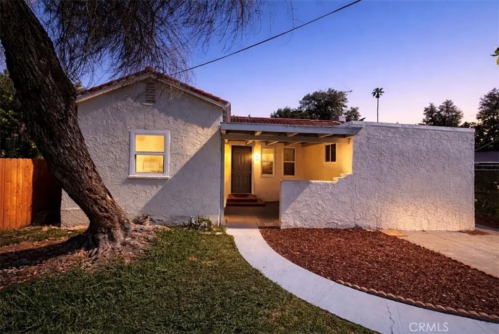 2723 Iris Street, Riverside, CA 92507 - #1